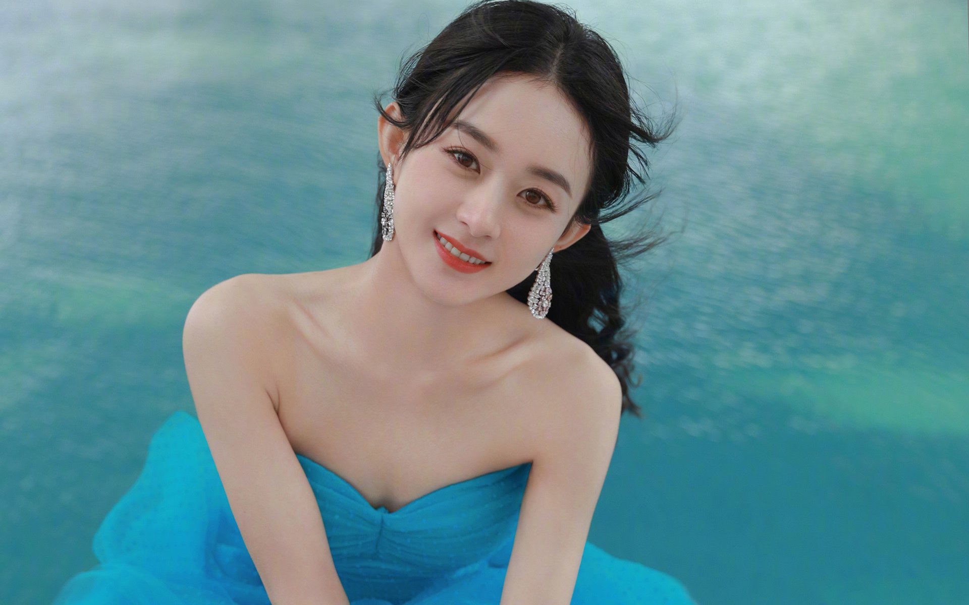 KAIYUNAPP-拜仁经验碾压，战术执行完美，拜仁阵型和球队战术