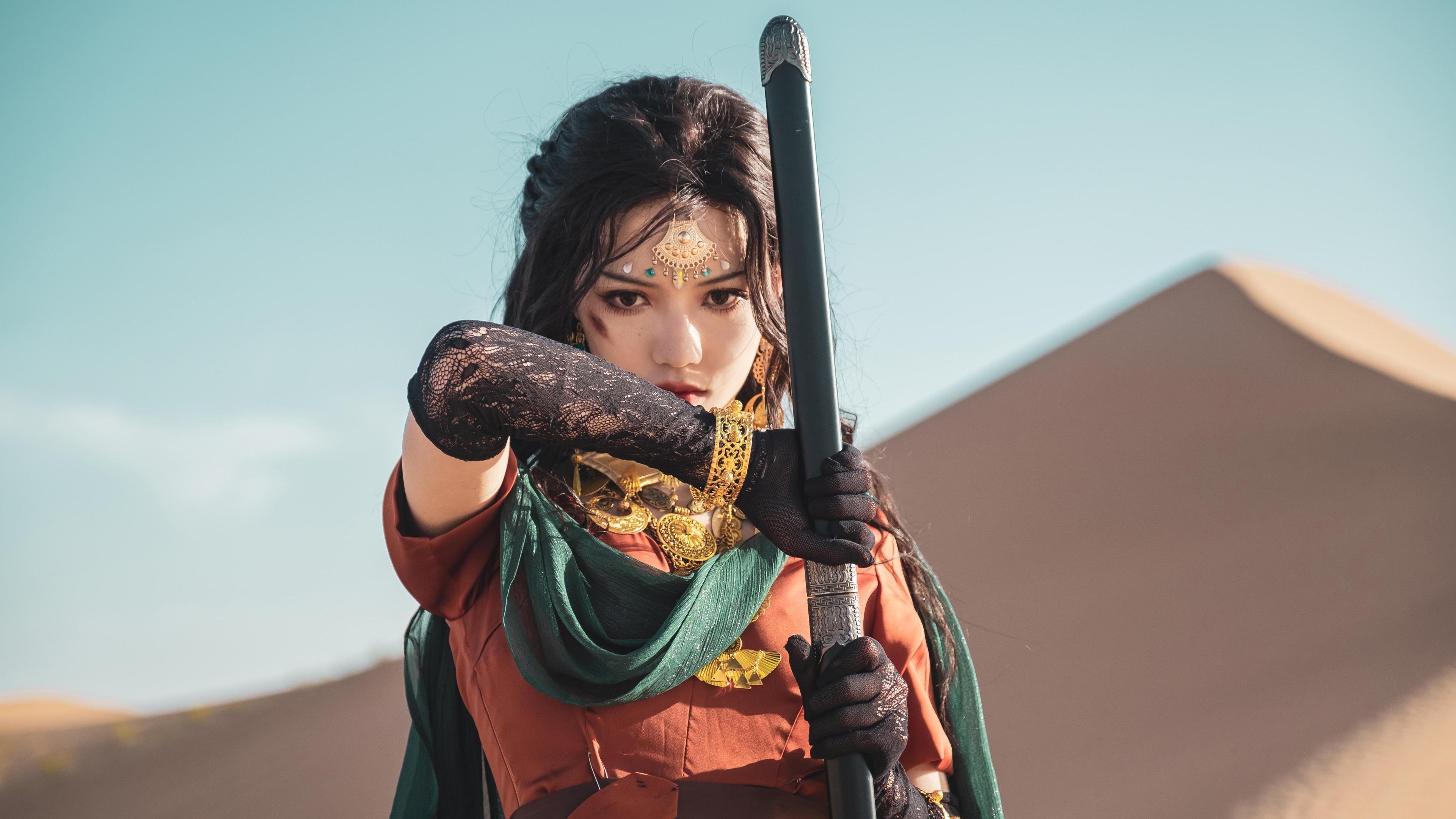 转换进攻节奏是否由前场还是后场发起主导，转换进攻节奏是否由前场还是后场发起主导的