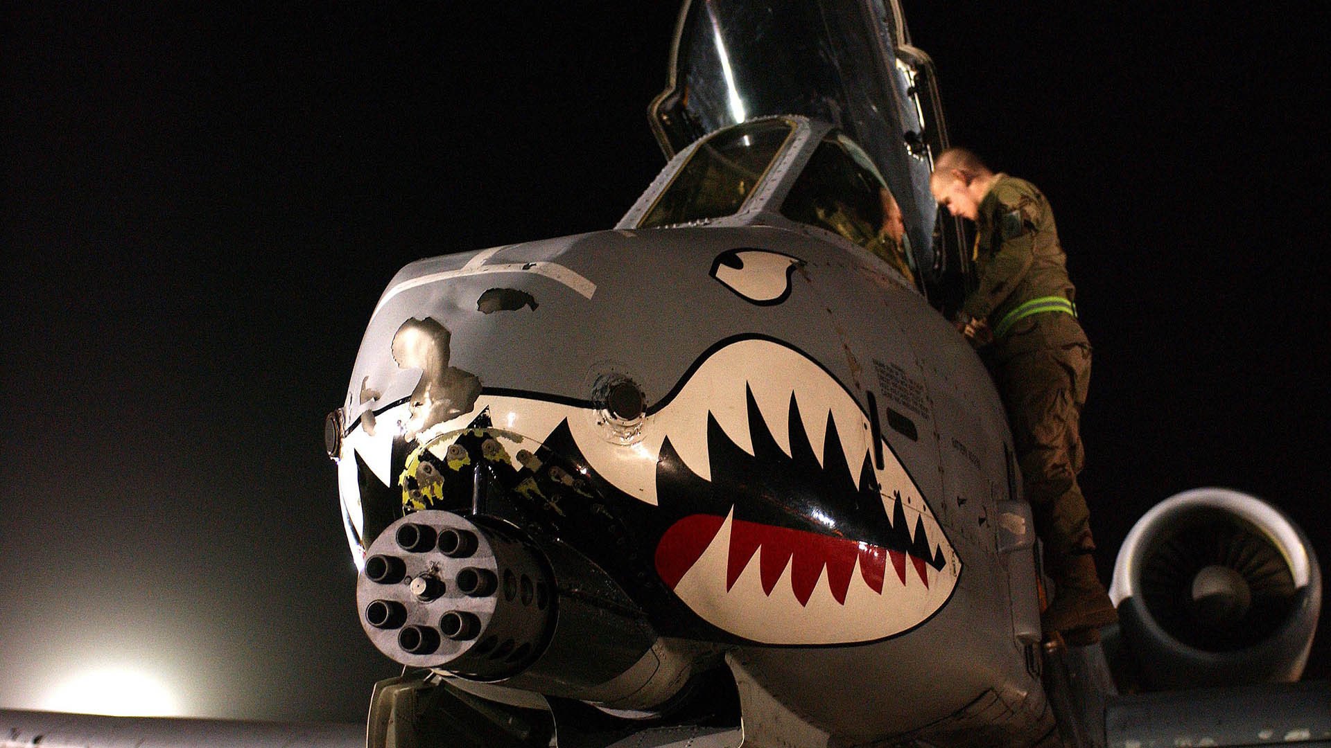 开云体育-中国足球联赛强化观众互动和参与体验，足球比赛观众注意事项